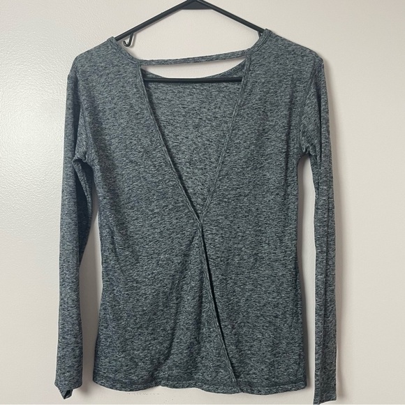 Z by Zella Gray Long Sleeve Open Back Top – XS - Picture 6 of 9